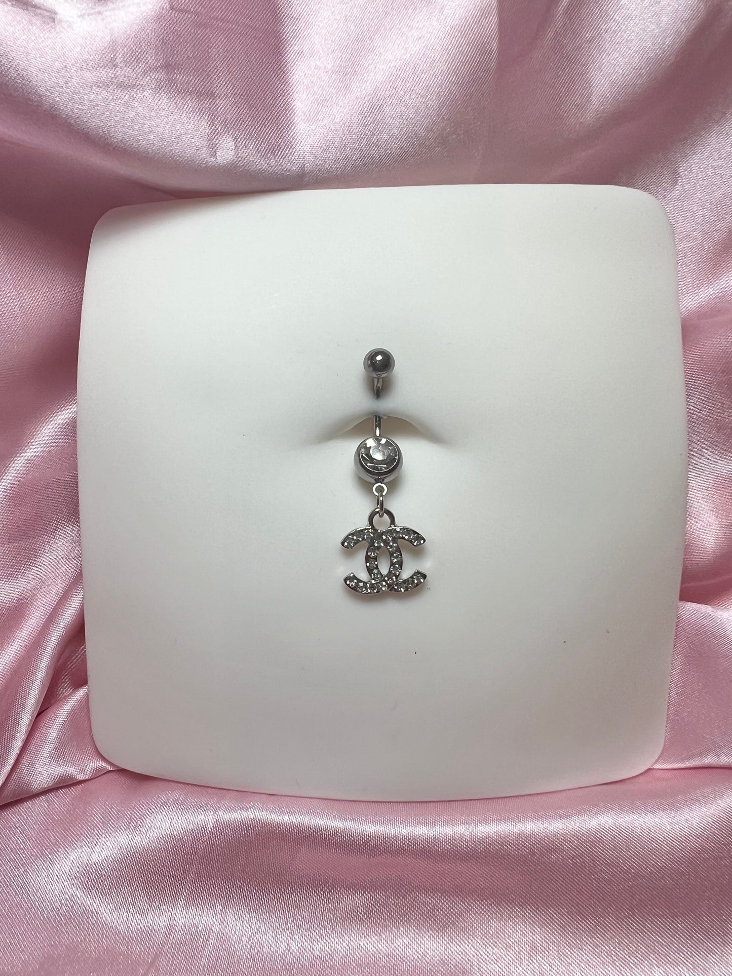 Icy c belly ring titanium