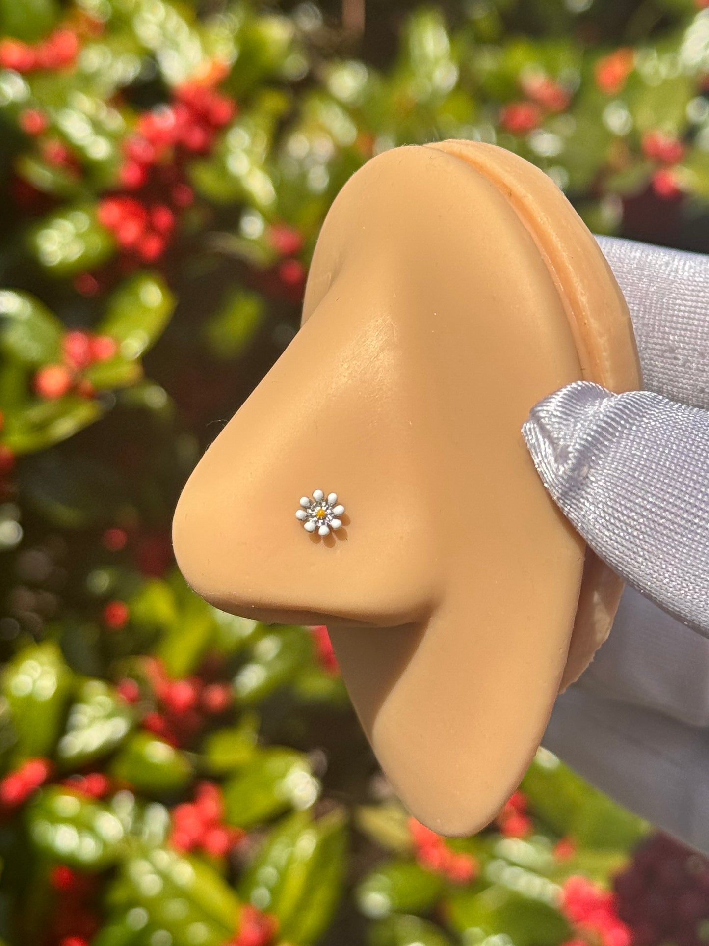Daisy flower nose ring