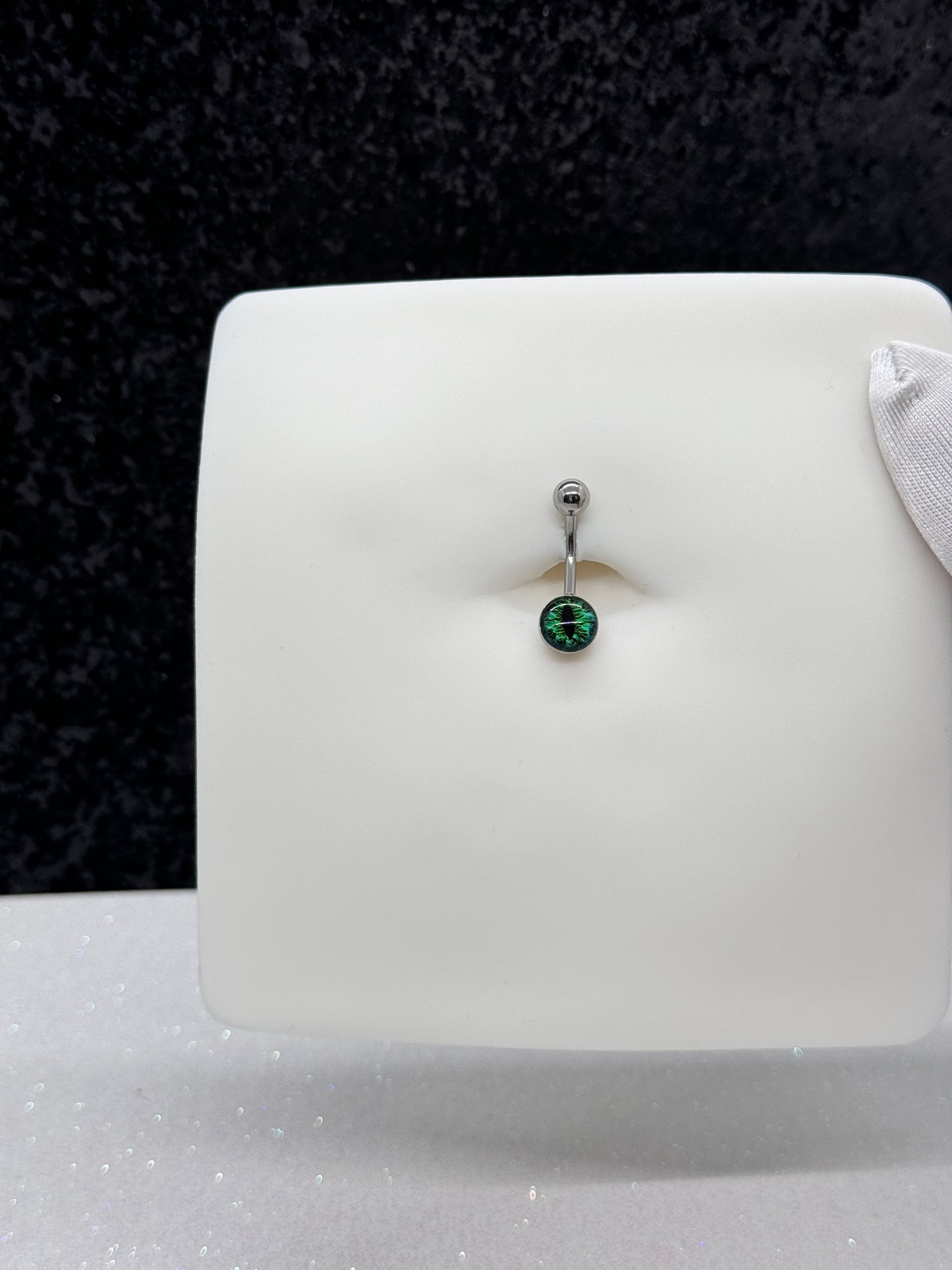 Snake eye belly ring