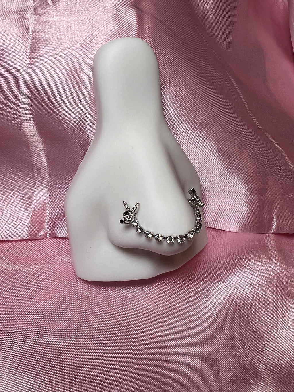 Icy bunny chain nose ring