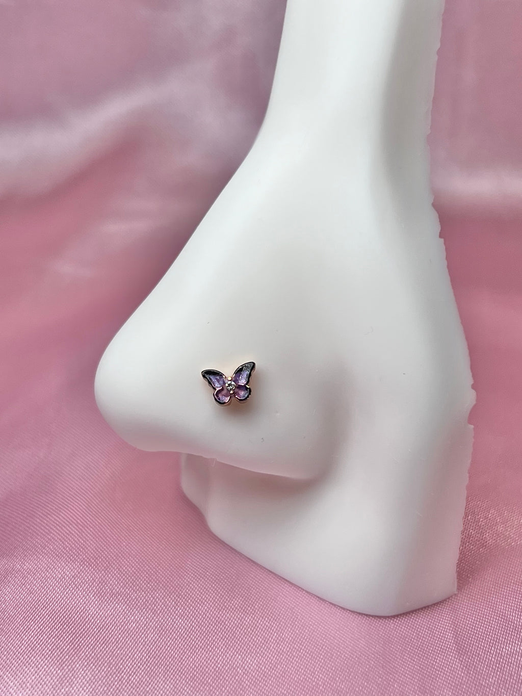 Maggie heart nose ring