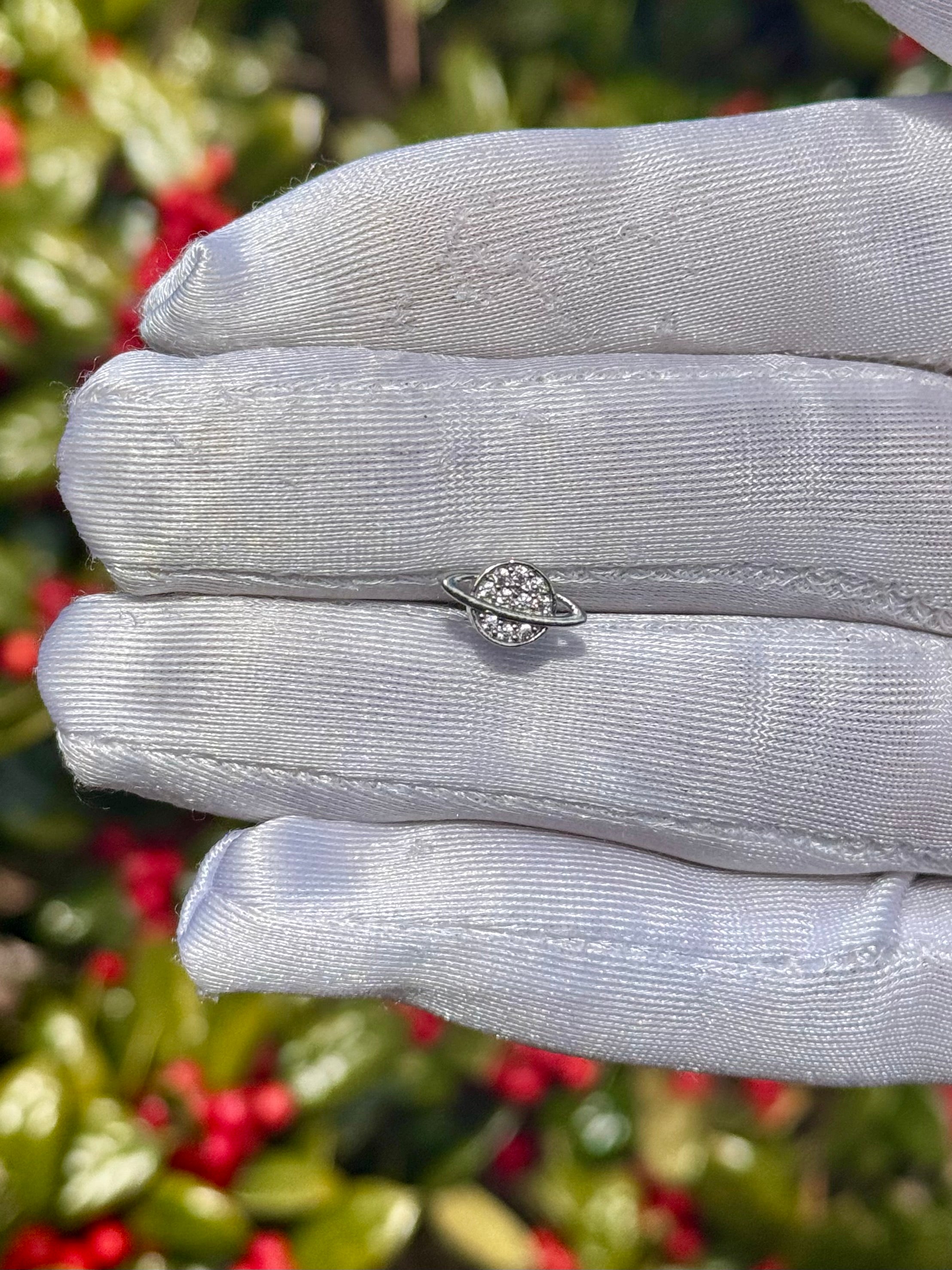 Icy planet tongue ring