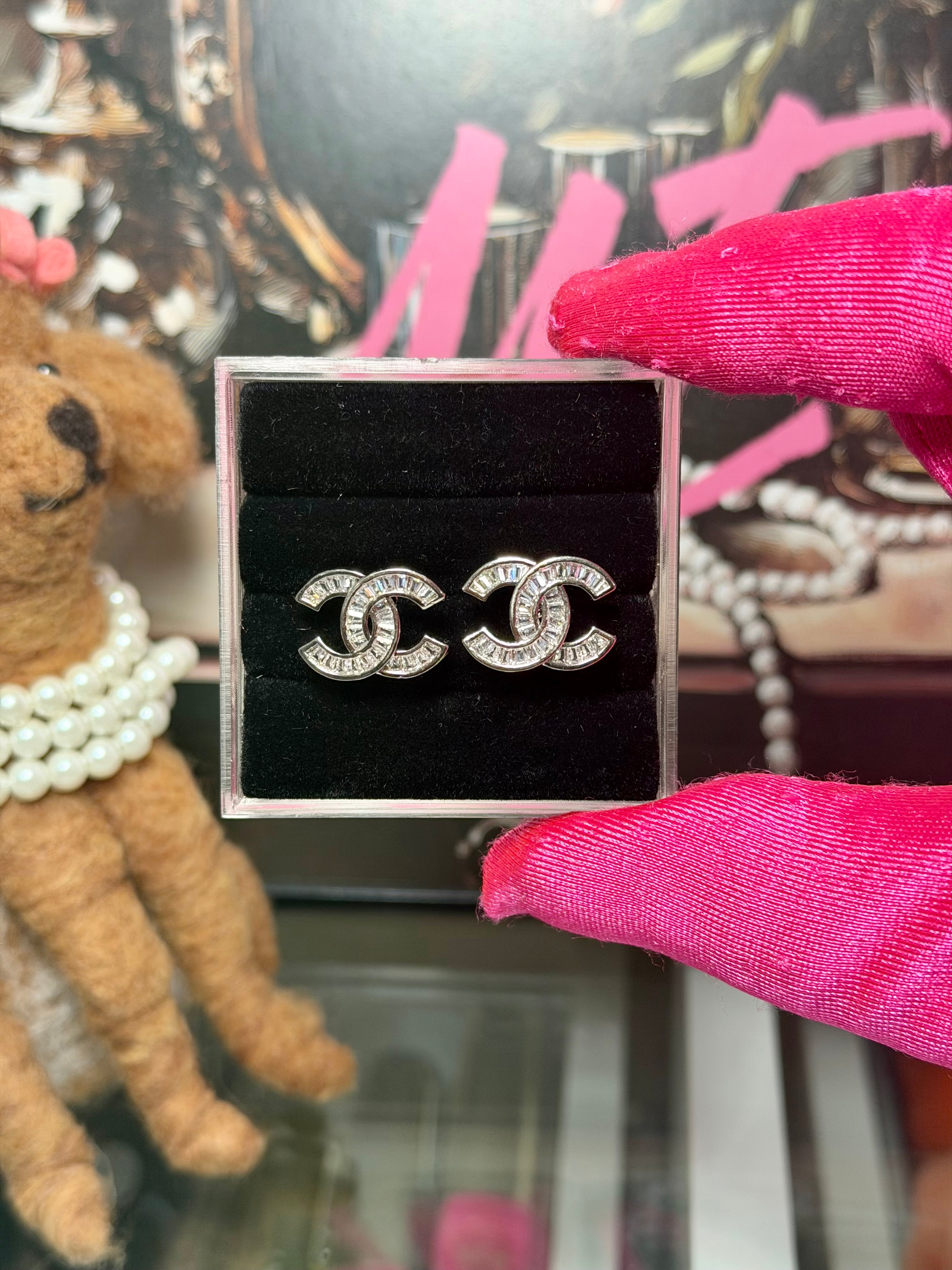 Icy c baguette earring