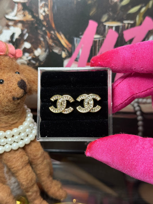 Icy c baguette earring