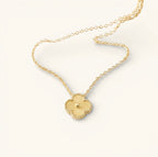 Clover gold necklace