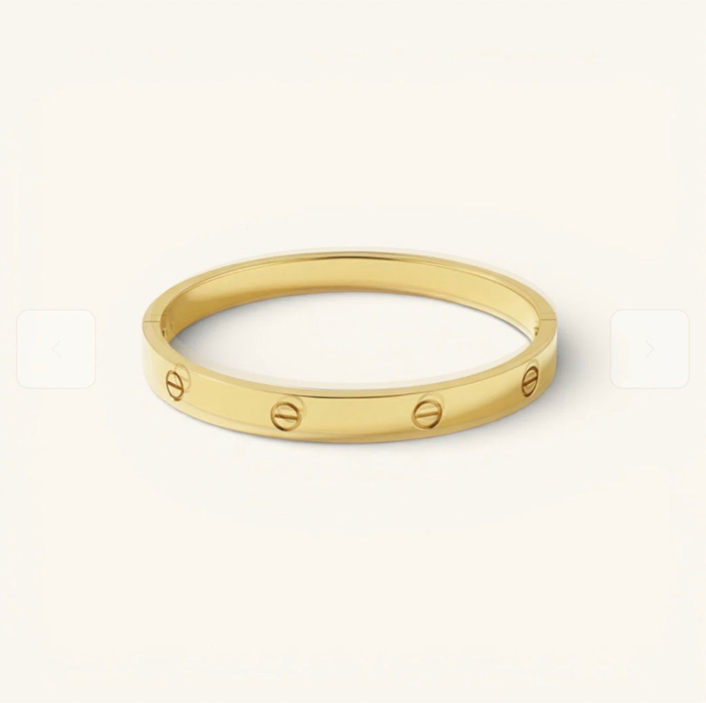 Ava link bracelet