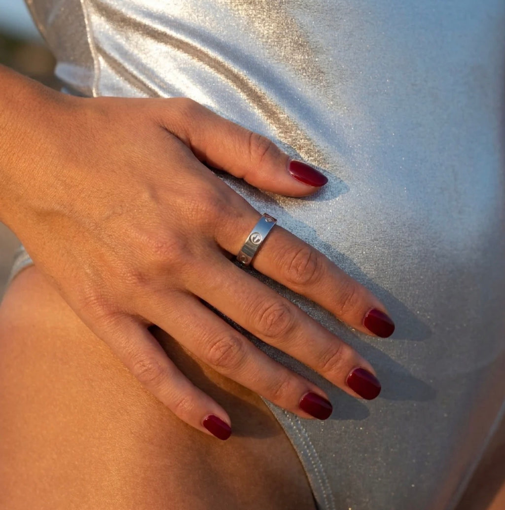 Ava ring