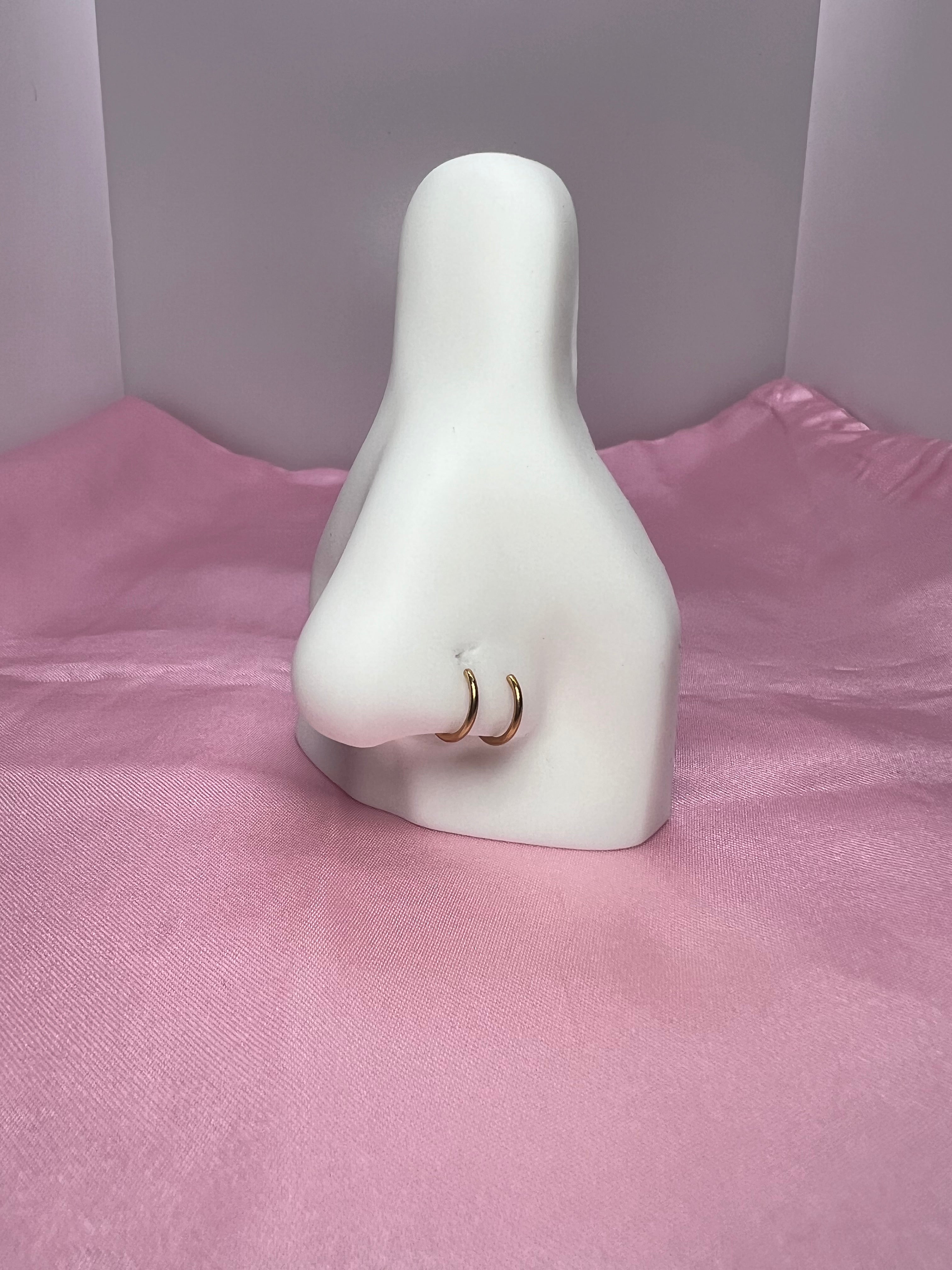 Double hoop nose cuff