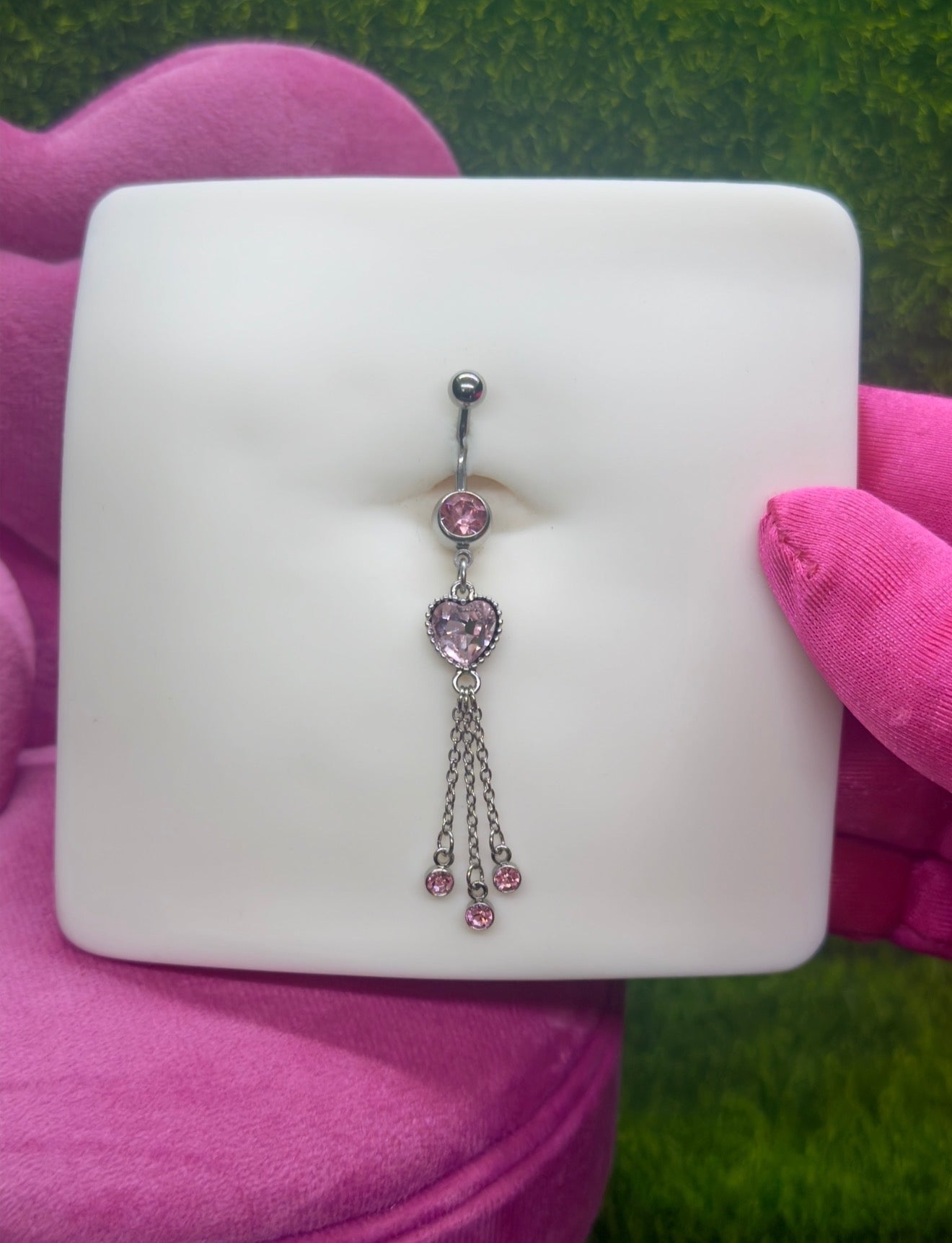 Pretty heart belly ring